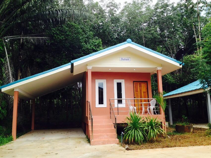 Oyo 75515 Sairung Farmstay Krabi town Exterior foto